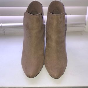 EUC faux suede tan bootie in size 10